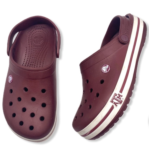 crocs for female